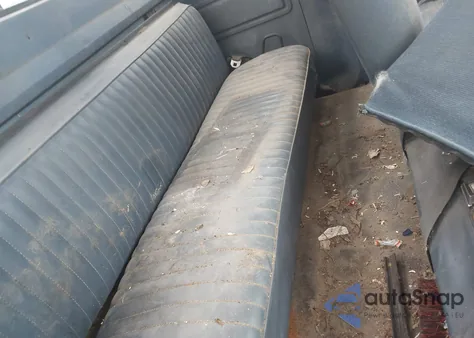 1987 Ford F250 z USA, uszkodzony, nr VIN 1FTHX26L5HKA85462